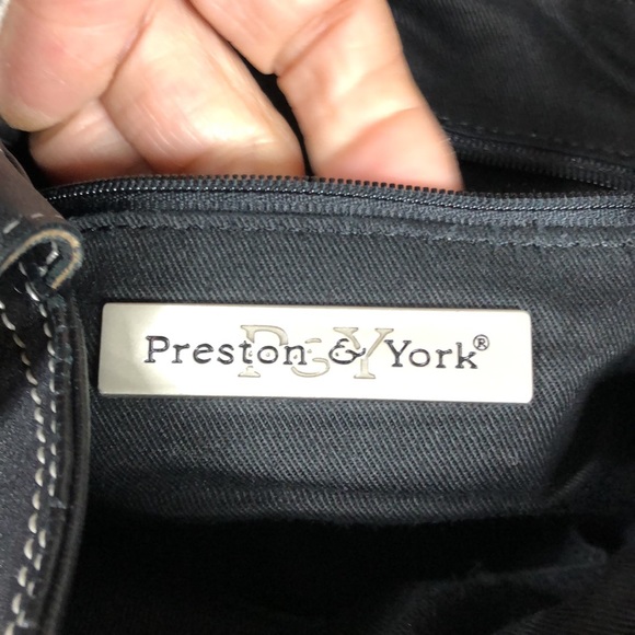 Preston & York Black leather shoulder bag - Picture 5 of 9